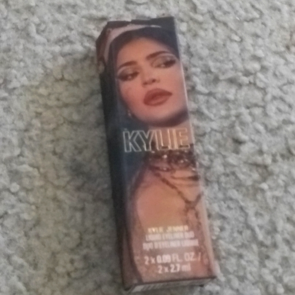 Eyeliner very beautiful  new
